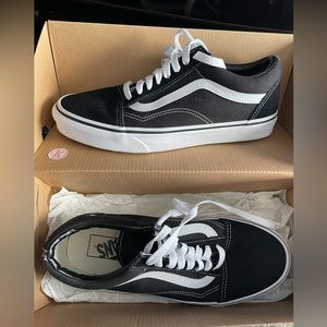 VANS Mens black size 8 shoes